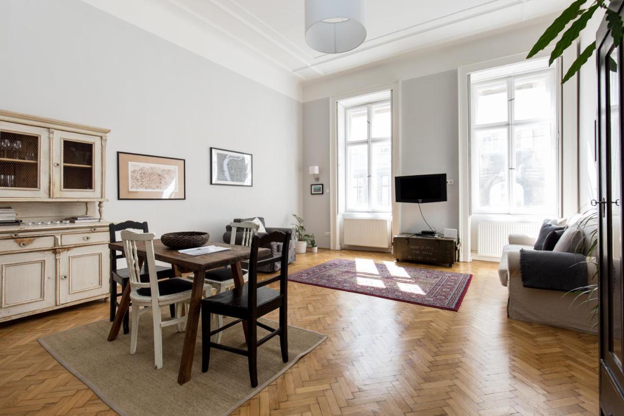 King Rustik & Central Apartment Budapest Exterior photo